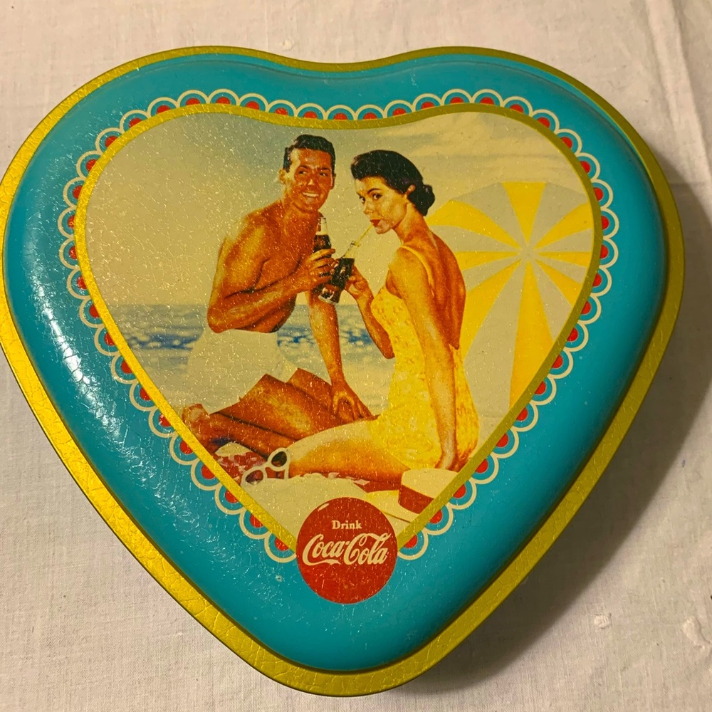 Sweetheart Coca Cola Tin - from Paris